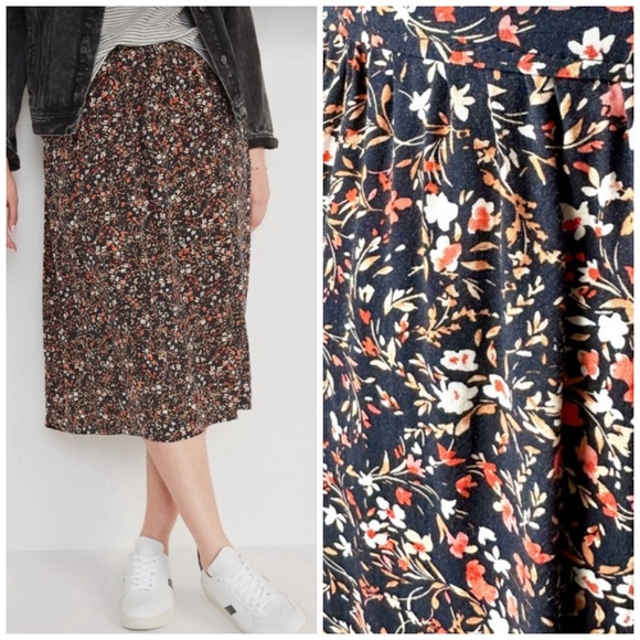 Old Navy Dresses & Skirts - High Waisted Floral Print Midi Skirt in Black Floral Tall Length